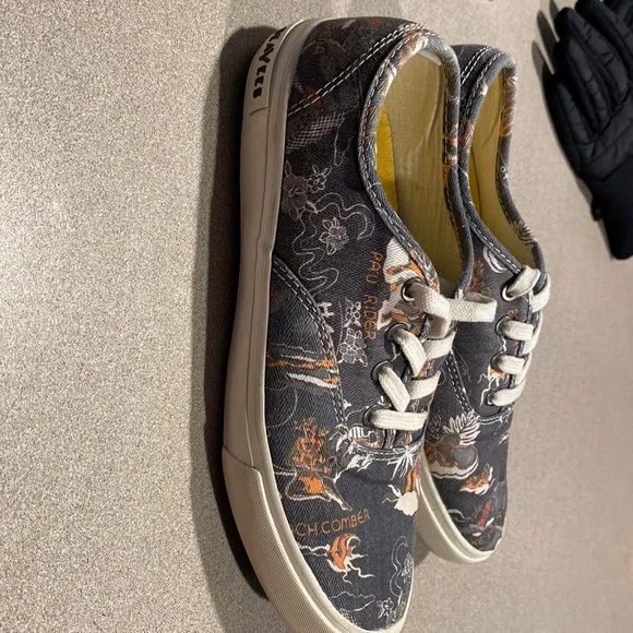 Boys seaVees sz 3y - Picture 2 of 4